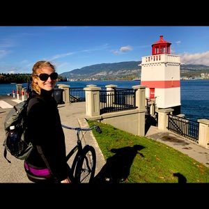 Meet your Posher, Kelli